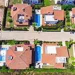 Villa Paradise Town Alison Belek
