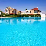 Villa Paradise Town Alison