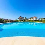 Villa Paradise Town Alison *