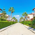 Paradise Town Alison Villa *