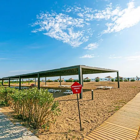 Paradise Town Alison Villa