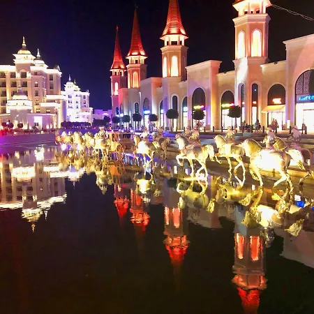 Paradise Town Alison *