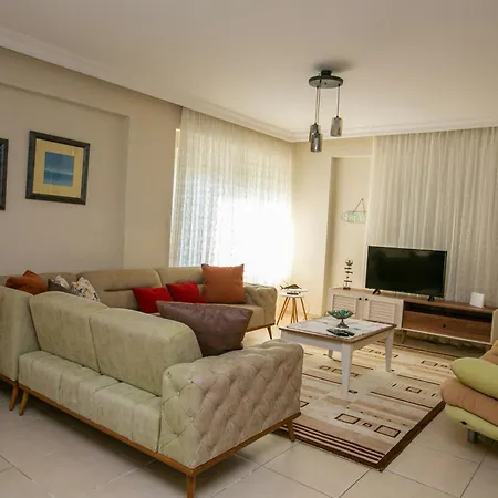 Paradise Town Alison *