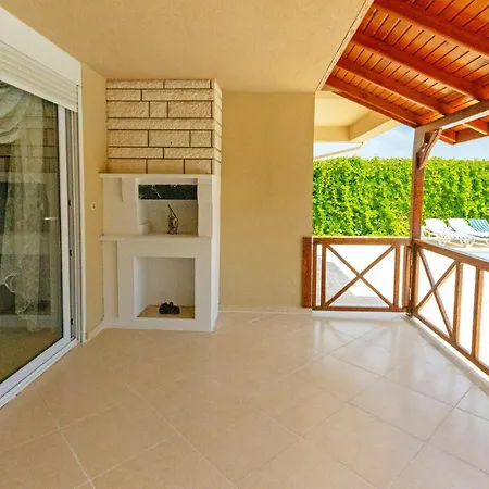 Paradise Town Alison * 베렉