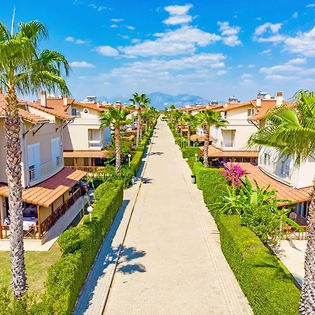 Paradise Town Alison Villa *