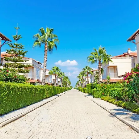 Paradise Town Alison Villa *