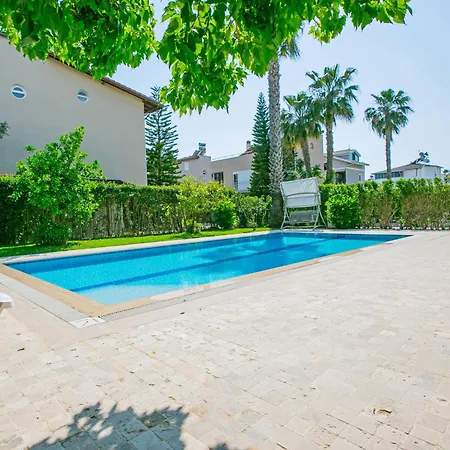 Вилла Paradise Town Alison