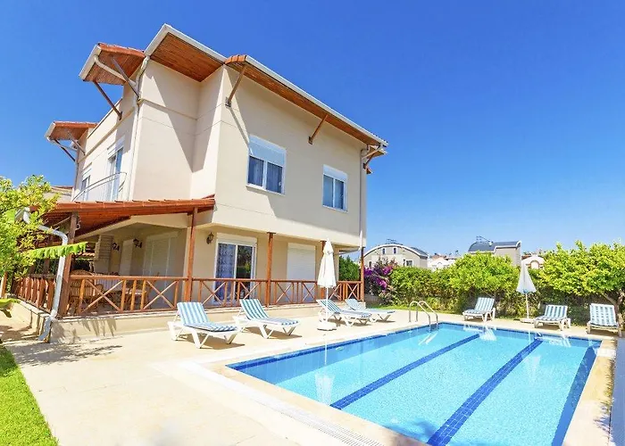 Paradise Town Alison Вилла