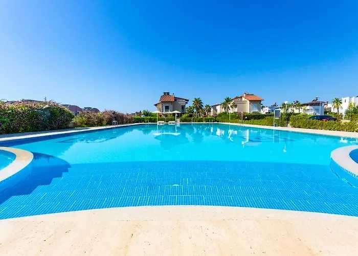 Вилла Paradise Town Alison *