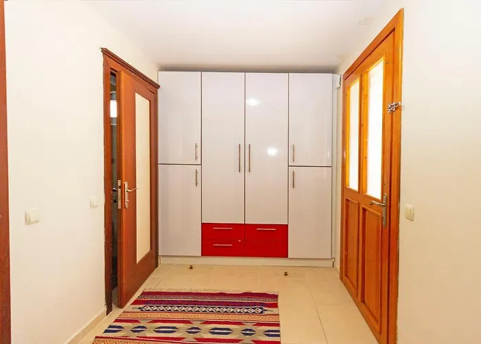 Paradise Town Alison Вилла