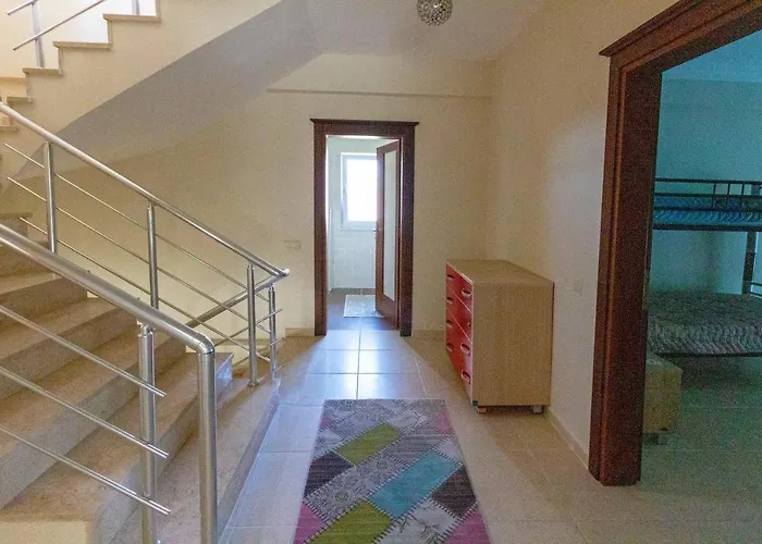 Paradise Town Alison * Белек