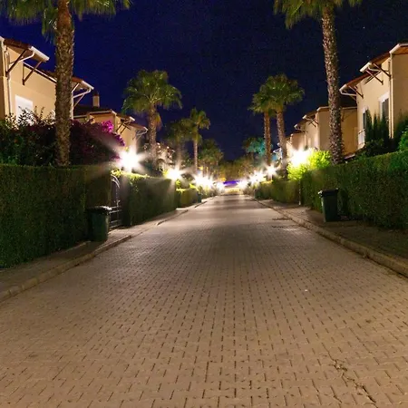 Vila Paradise Town Alison
